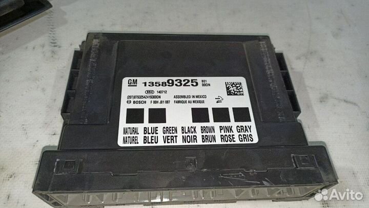 Блок комфорта б/у для Chevrolet Cruze (13589325)