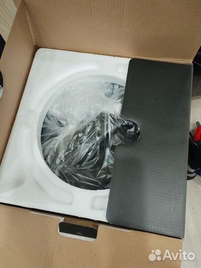 Мультиварка redmond новая