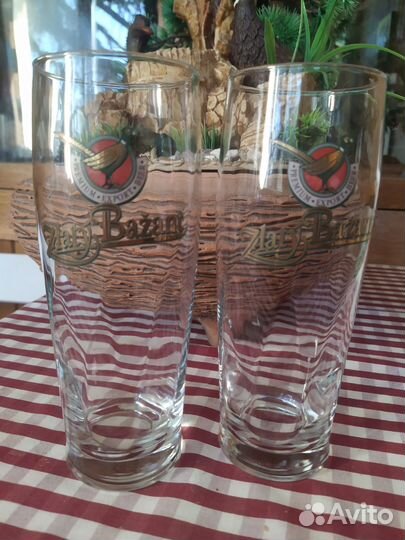 Пивные бокалы много