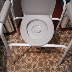 Стул-туалет для инвалидов