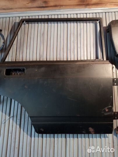 Дверь задняя левая Ваз 2104