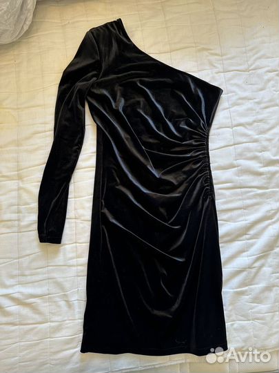 Платье велюр mango