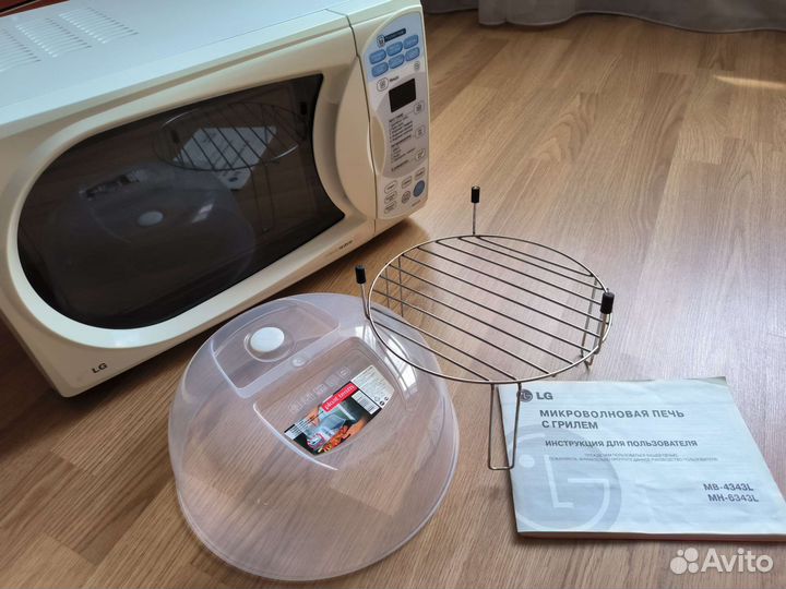 Микроволновая печь с грилем LG MB-4343L