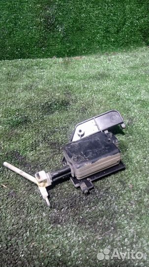 Сервопривод замка багажника Renault Megane