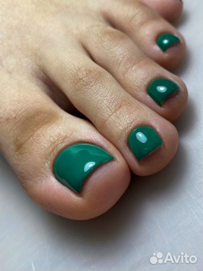 Педикюр с покрытием