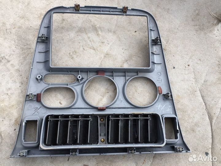 Центральная консоль Honda HRV