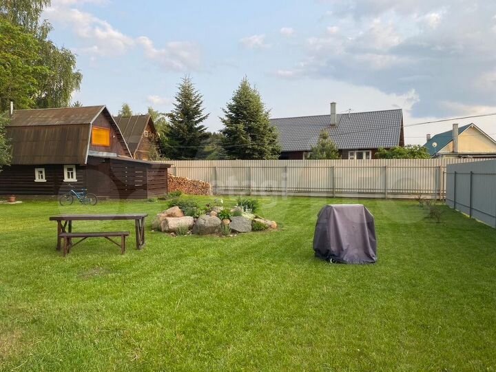 Коттедж 129,4 м² на участке 9,2 сот.