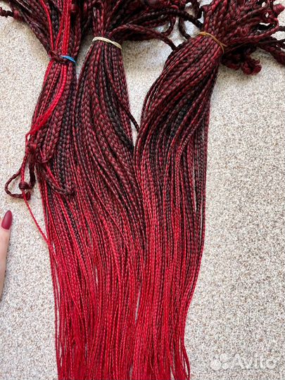 Комплект красных косичек для вплетения