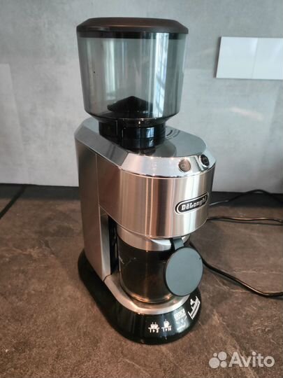 Кофемолка De'Longhi KG 520.M