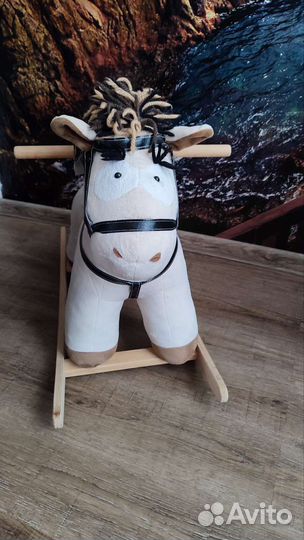 Качалка лошадь sven