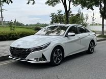 Hyundai Elantra 1.5 CVT, 2020, 34 000 км, с пробегом, цена 1 550 000 руб.