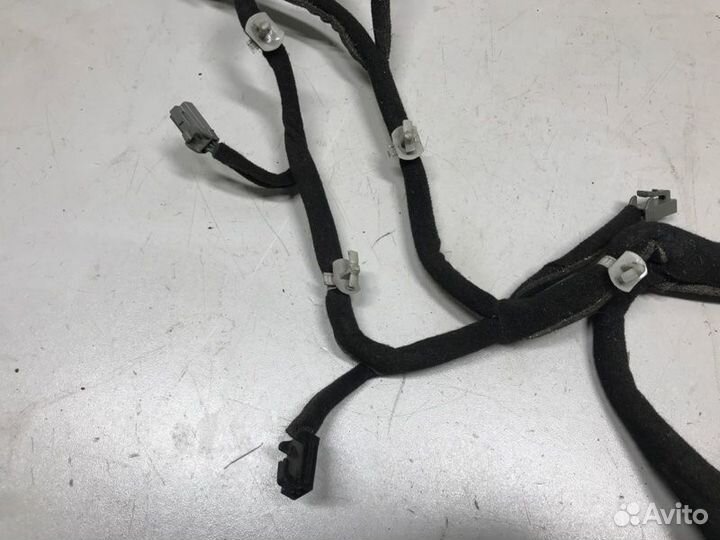 Проводка крышки багажника Kia Sportage II 2.0 2006