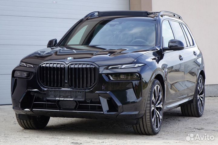 BMW X7 3.0 AT, 2023, 1 км