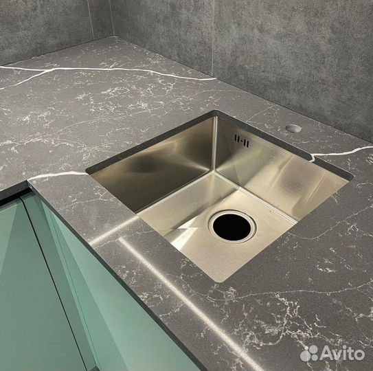 Кухня новая