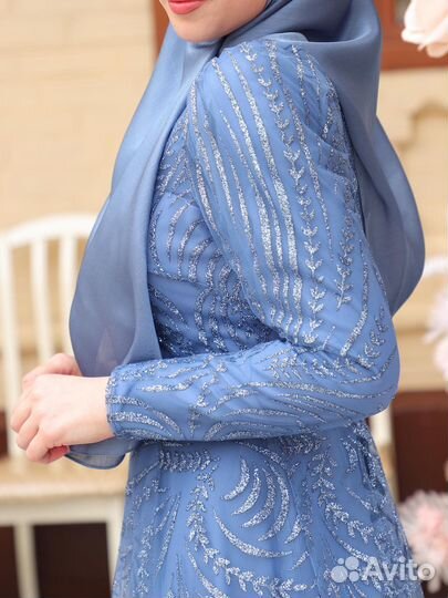 Вечернее платье