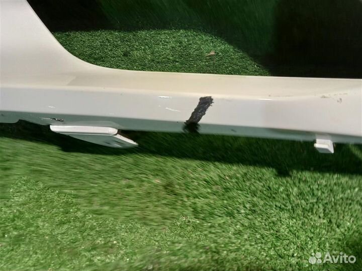 Накладка бампера передняя левая LADA Vesta Cross