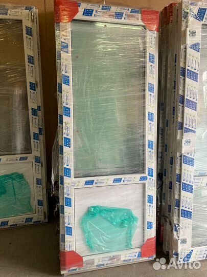 Пластиковые двери 200х80 балконные