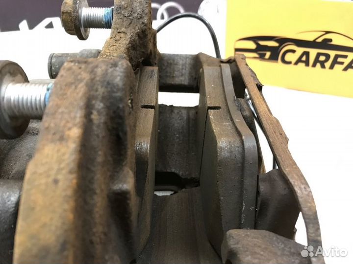 Суппорт передний правый Mercedes-Benz M W164 OM642