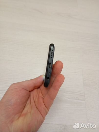 Xiaomi Redmi 8A, 2/32 ГБ