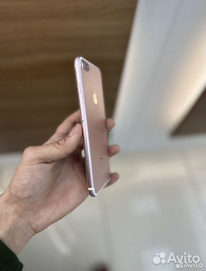 iPhone 7 Plus, 32 ГБ