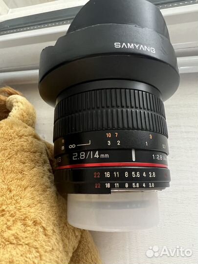 Объектив Samyang 14mm f/2.8 ED AS IF UMC для Nikon