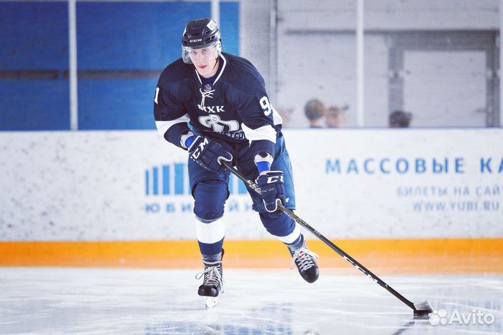 Тренер по хоккею