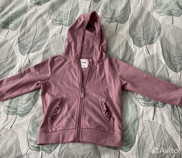 Одежда для девочки пакетом 104-110