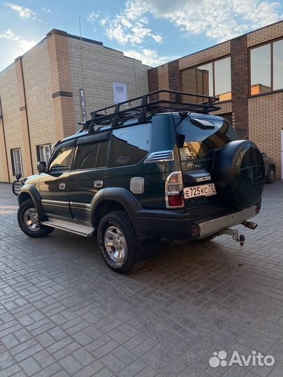 Туристический багажник на крышу автомобиля