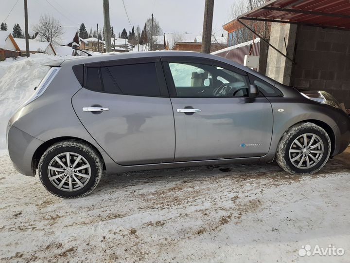 Nissan Leaf 109 л.с. AT, 2013, 130 000 км