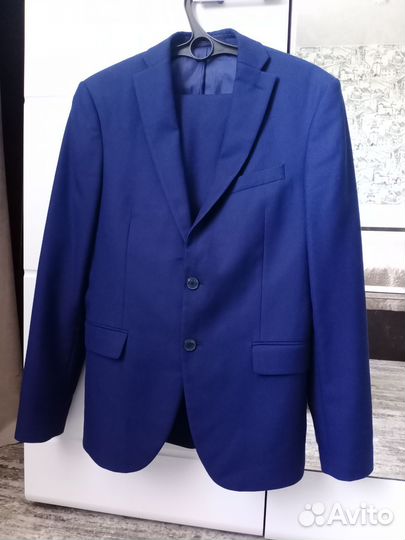 Мужской деловой костюм