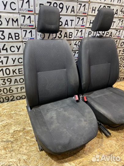 Передние сиденья Ваз LADA Granta