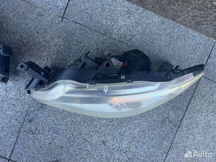 Фары Subaru Impreza GH ; Ксенон, Левый руль