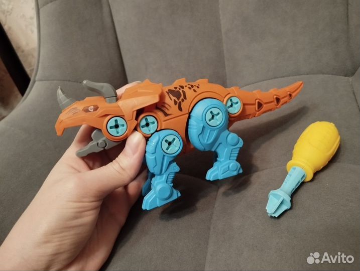 Конструктор динозавр с отверткой