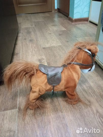 Танцующая поющая лошадка Opa Gangnam Style