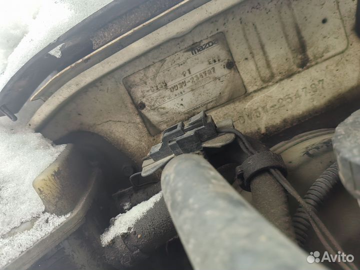 Mazda demio разбор