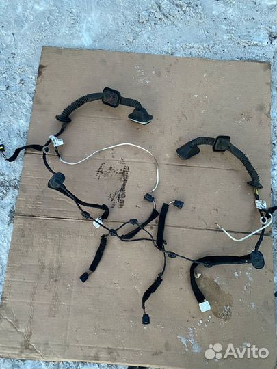 Проводка двери передняя Renault Logan 2