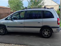 Opel Zafira 1.8 MT, 2004, 100 000 км, с пробегом, цена 470 000 руб.