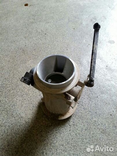 Дроссельная заслонка Рено Логан 1.4 1.6 8V