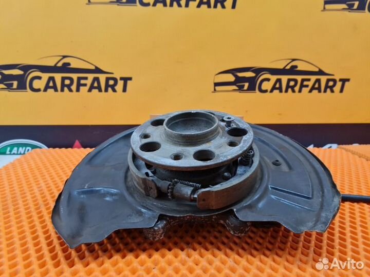 Кулак задний правый Mercedes-Benz C W204