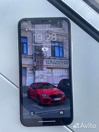 iPhone Xr, 64 ГБ