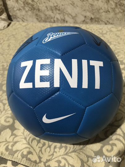 Футбольный мяч