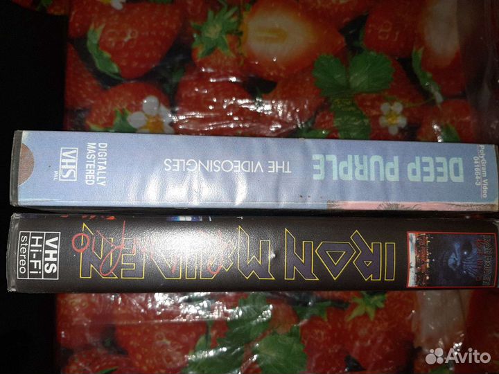 Видеокассеты Iron maiden и deep purple,цена за 1 ш