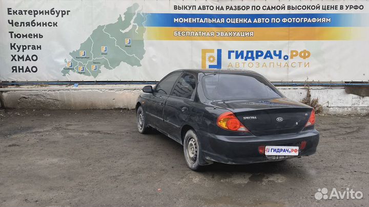 Кулак поворотный задний правый Kia Spectra (SD) 0K2A126110D