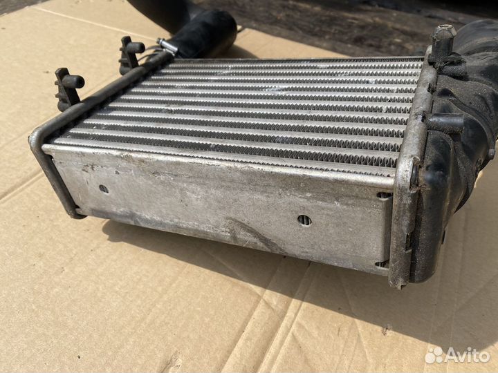 Радиатор интеркулера 3B0 145 805C VW Passat B5