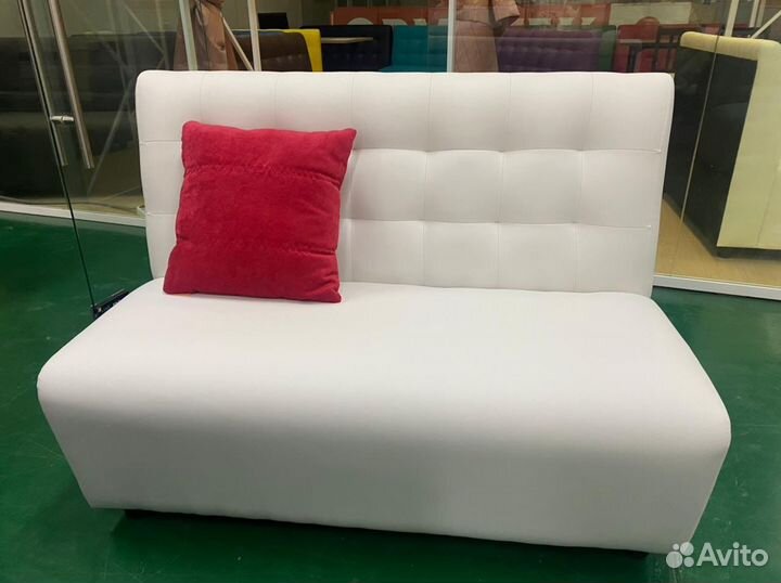 Диваны для кафе ресторанов