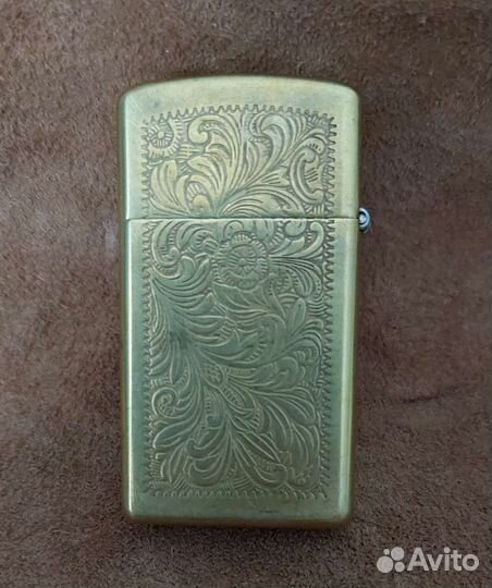 Зажигалка бензиновая zippo
