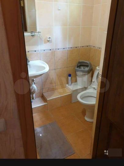 Комната 11 м² в 6-к., 1/2 эт.