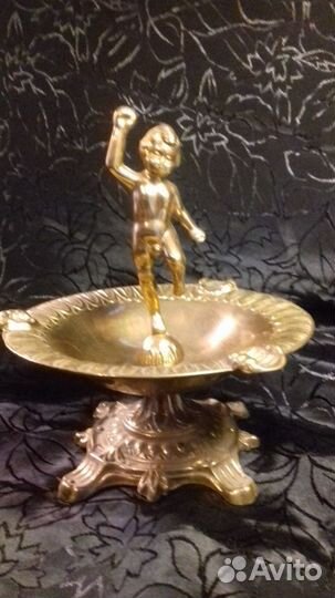 Пепельница латунная