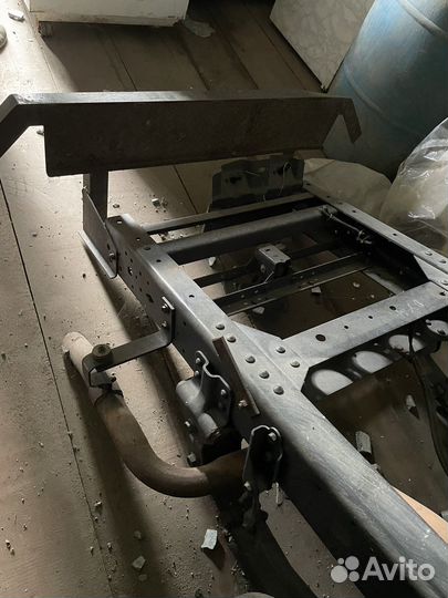 Продам задняя часть рамы Тойота -duna