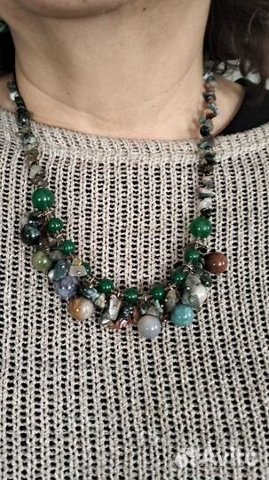 Колье из натурального камня